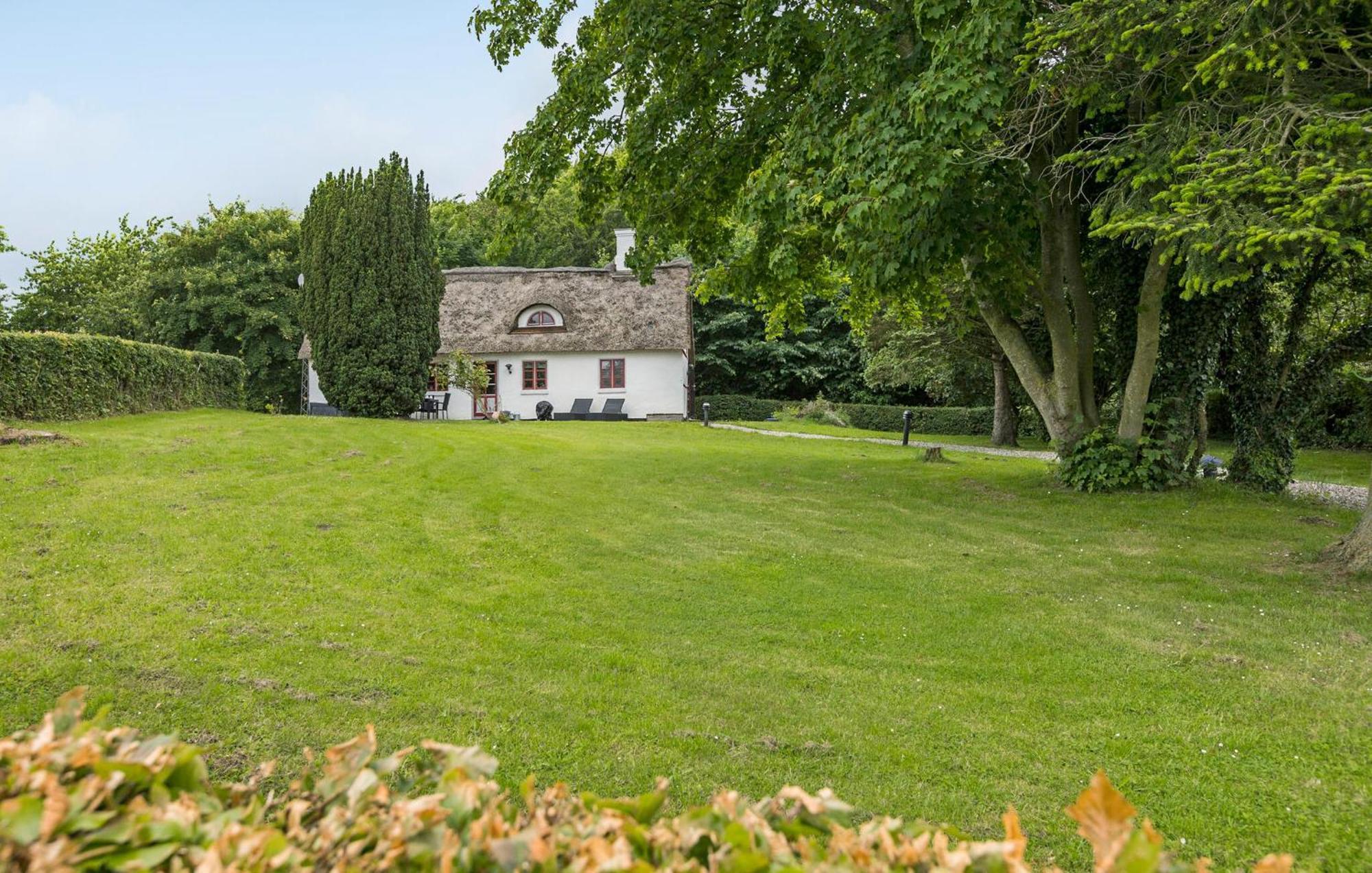 Lovely Home In Augustenborg With Wifi Asserballeskov Extérieur photo