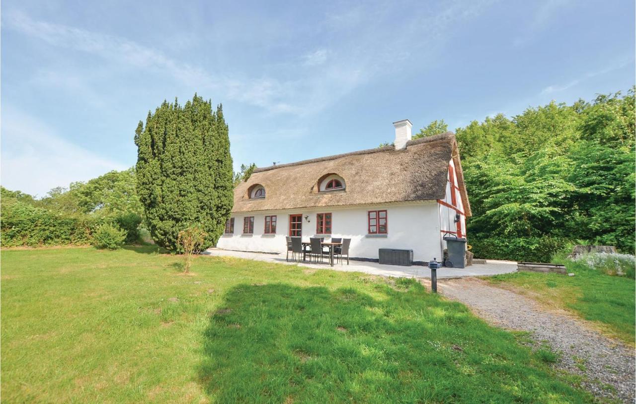 Lovely Home In Augustenborg With Wifi Asserballeskov Extérieur photo